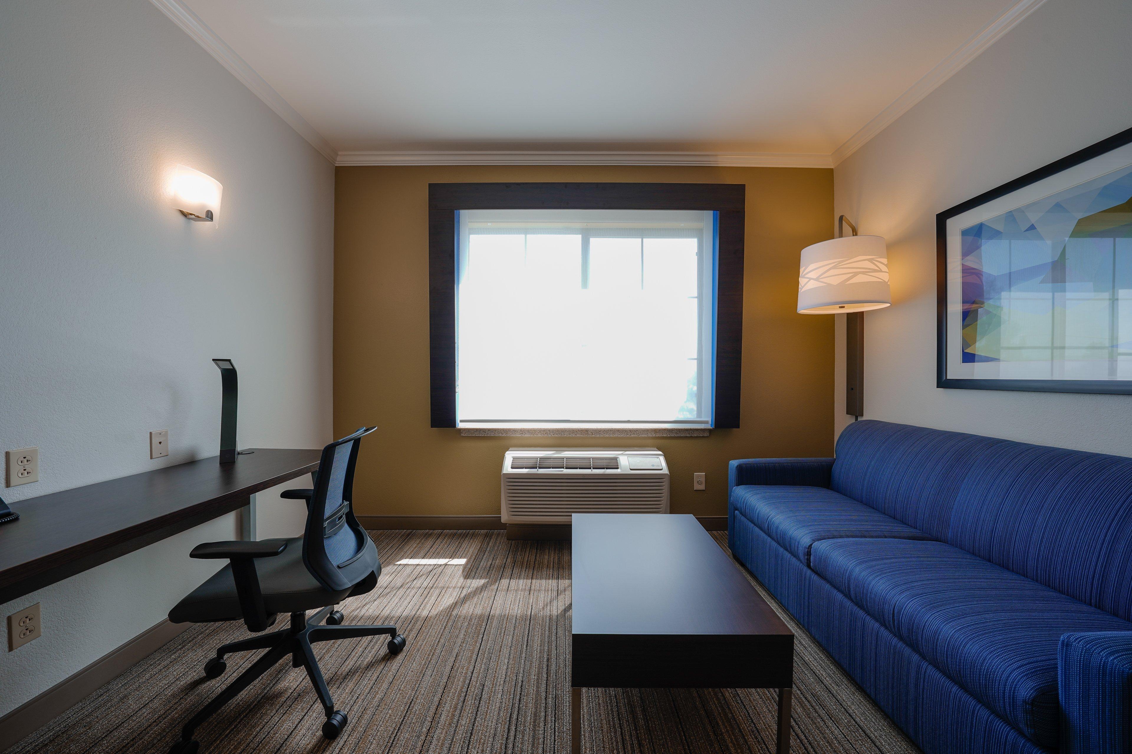 Holiday Inn Express & Suites Santa Clara - Silicon Valley By Ihg Exterior photo