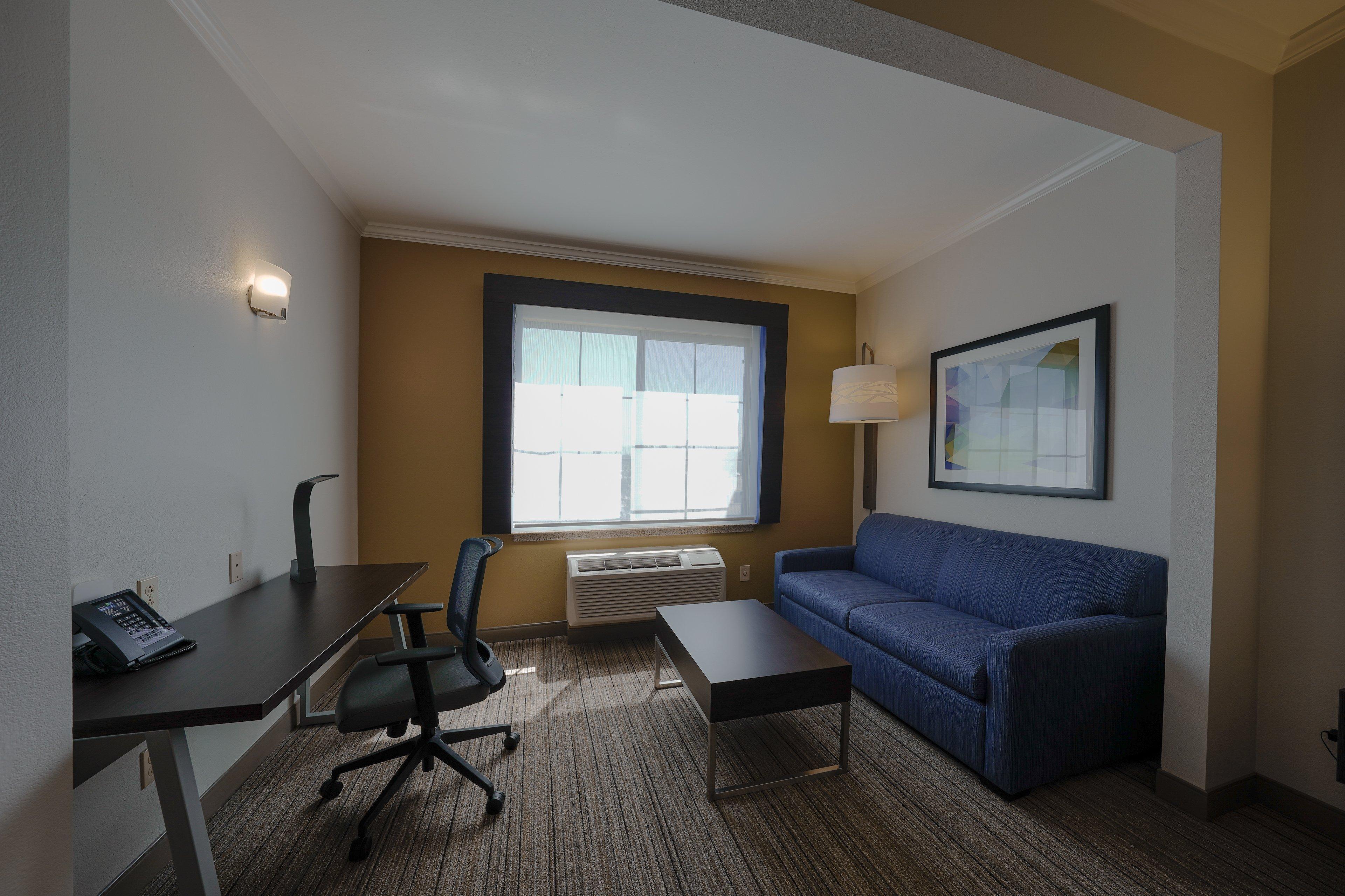 Holiday Inn Express & Suites Santa Clara - Silicon Valley By Ihg Exterior photo