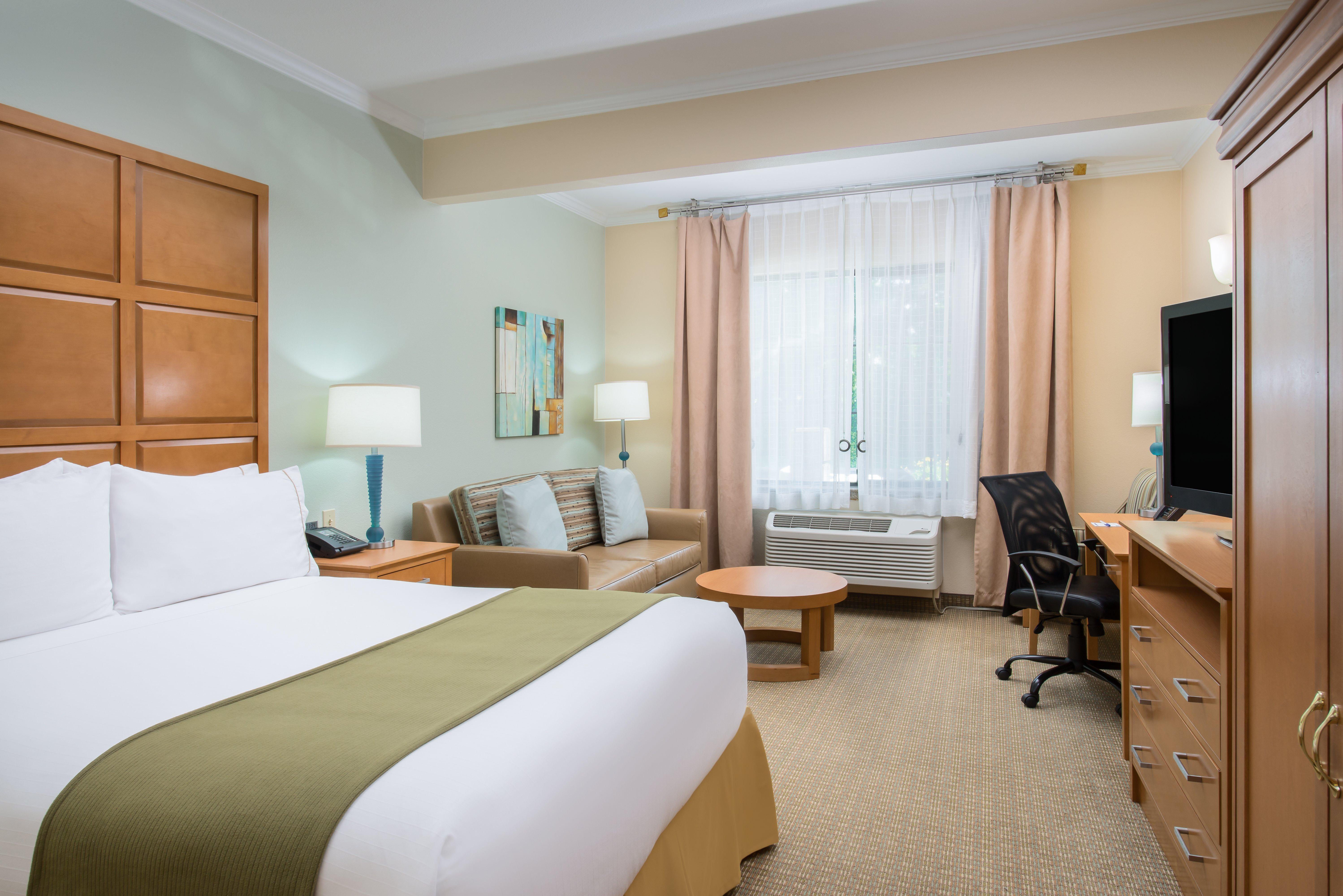 Holiday Inn Express & Suites Santa Clara - Silicon Valley By Ihg Exterior photo