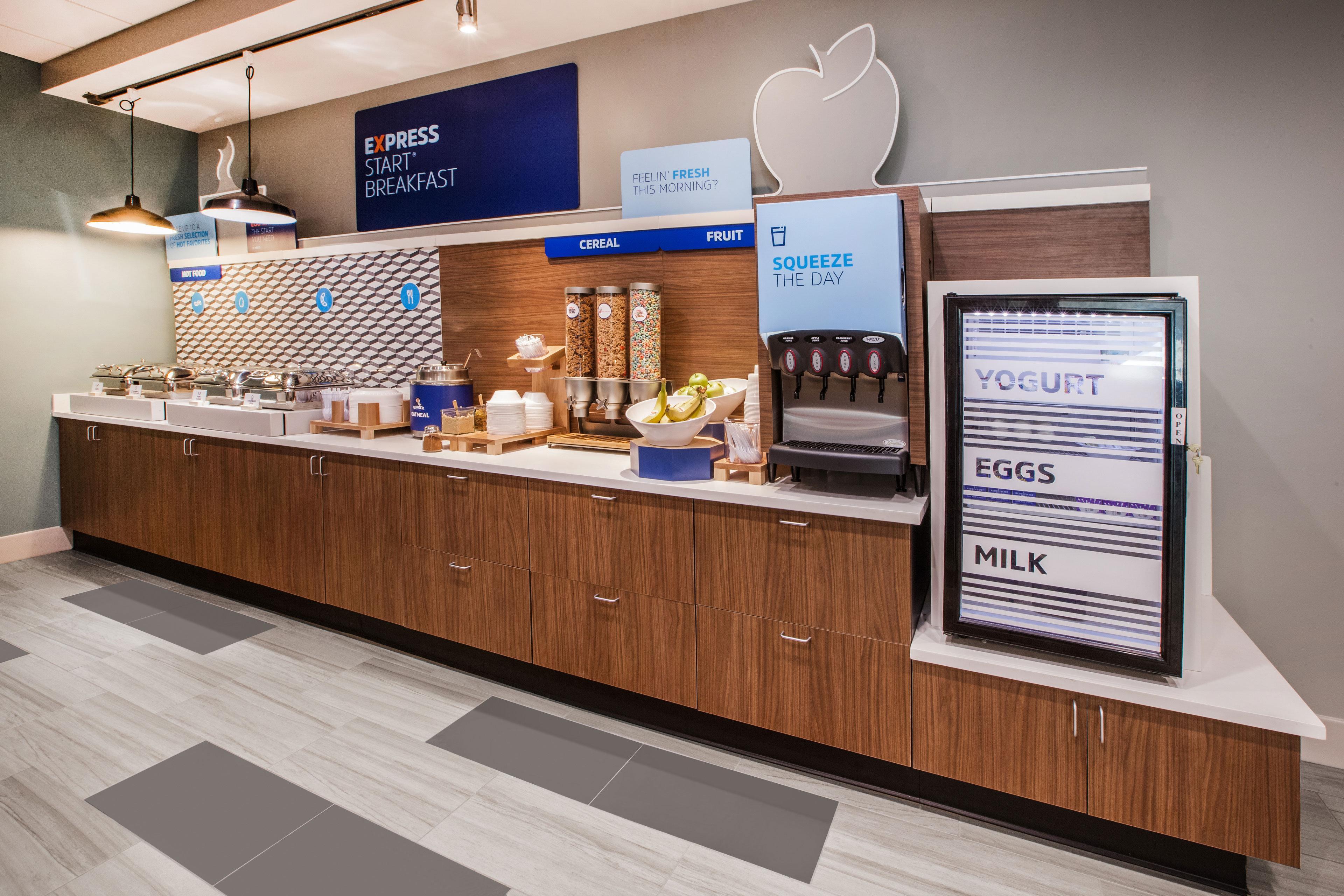 Holiday Inn Express & Suites Santa Clara - Silicon Valley By Ihg Exterior photo