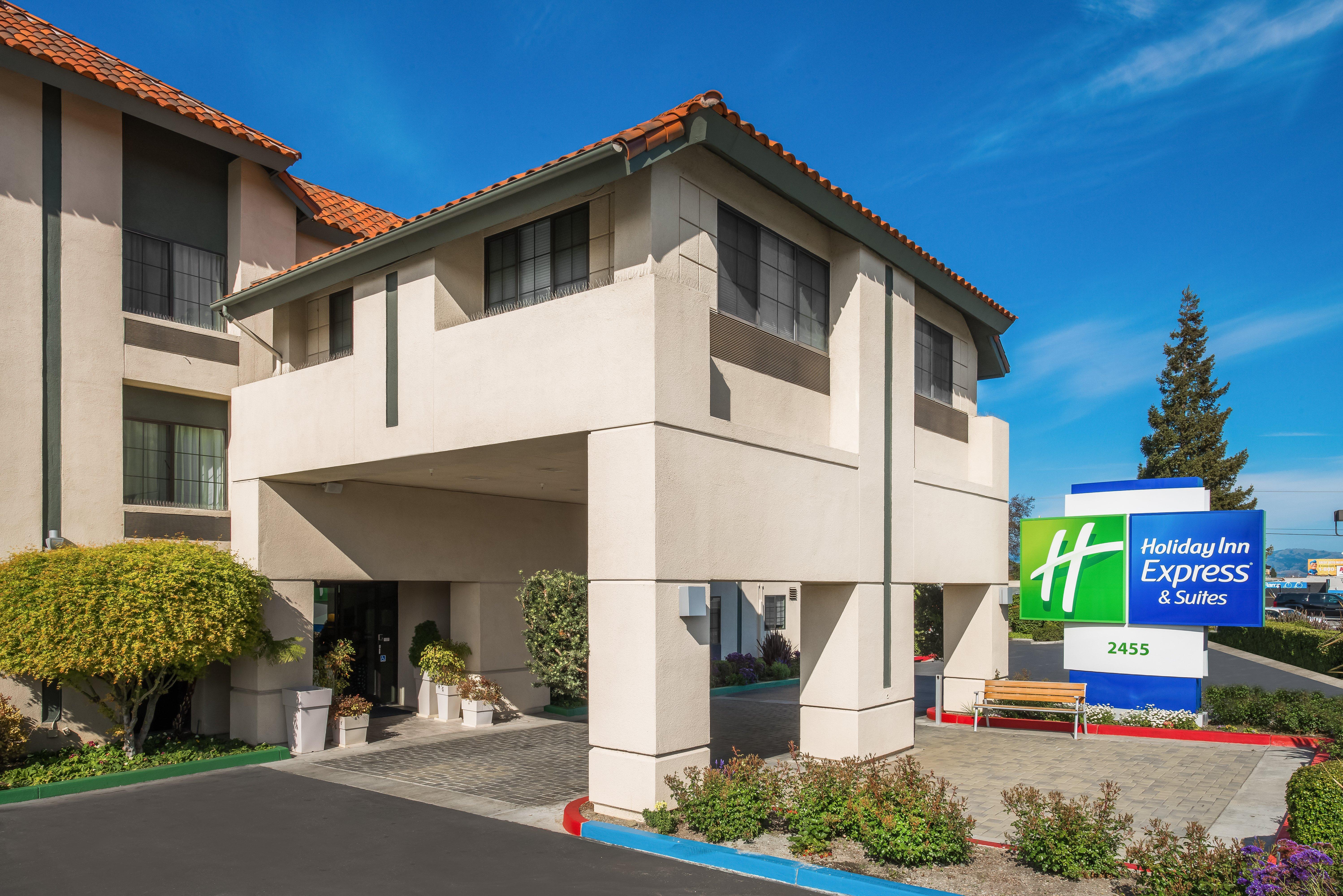 Holiday Inn Express & Suites Santa Clara - Silicon Valley By Ihg Exterior photo